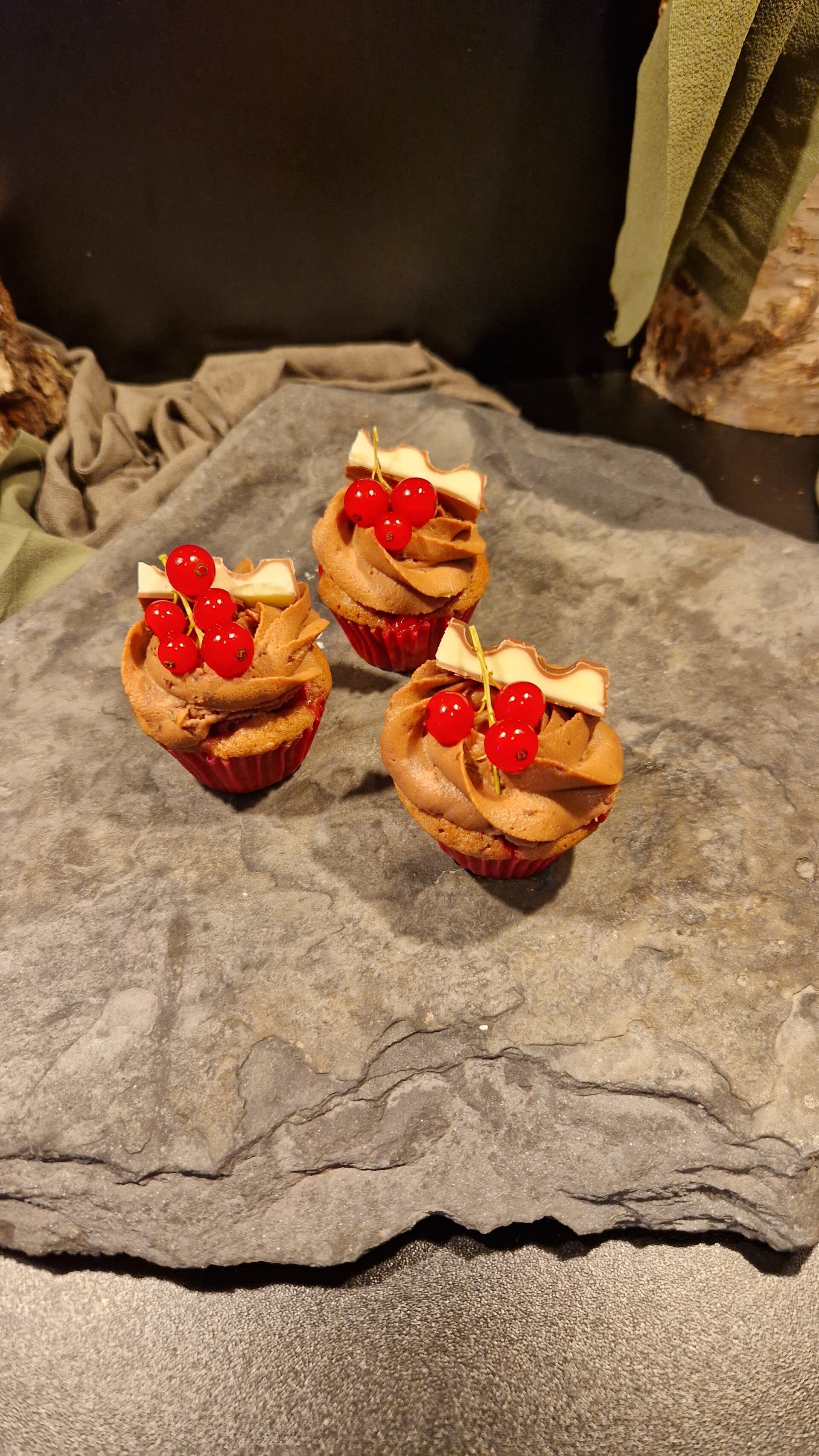 Cupcakes mit Johannisbeeren